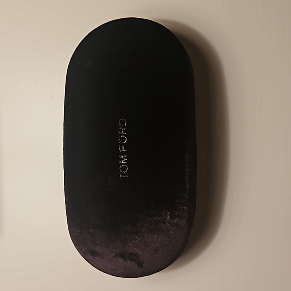 Tom Ford Sunglasses - Picture 9 of 9